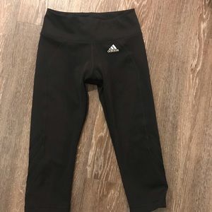 Adidas cropped workout leggings never worn